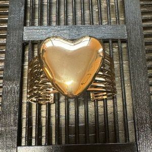 Robert Lee Morris heart bangle